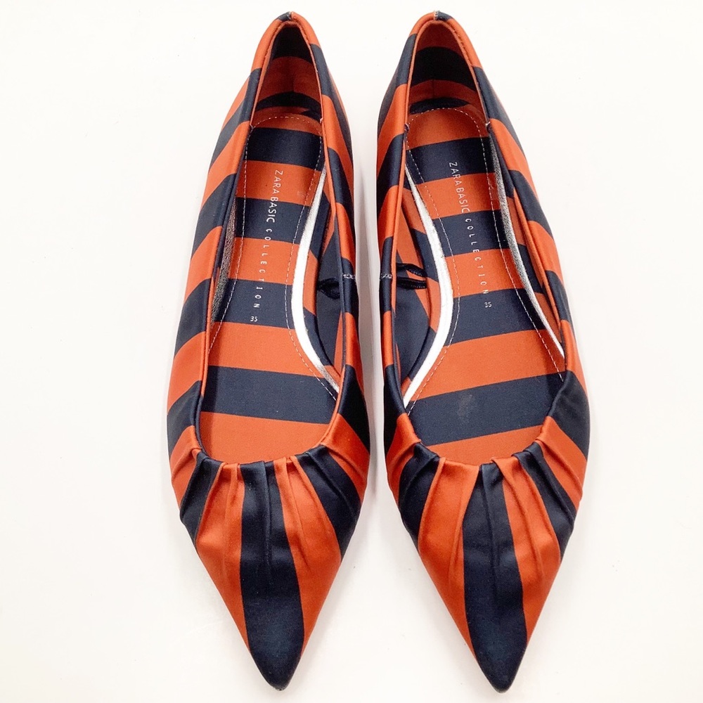 🆕{Zara} Striped Flats